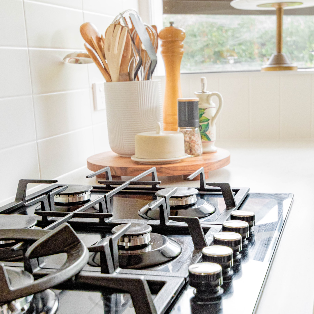 Prevent Kitchen Disasters: A Guide on How to Put Out a Stove Fire Safely